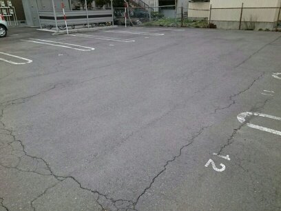 アリュールの駐車場|車をお持ちの方に嬉しい駐車場付きの物件です
