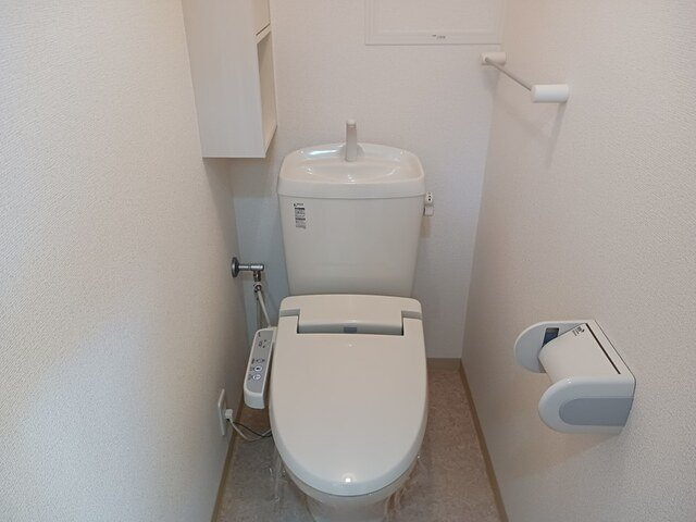 アリュールのトイレ|ゆったりとした空間のトイレです