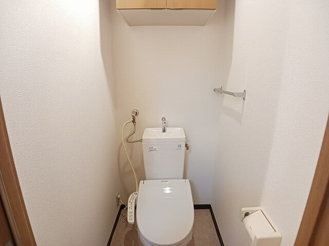 シュティールＡのトイレ|落ち着いたトイレです