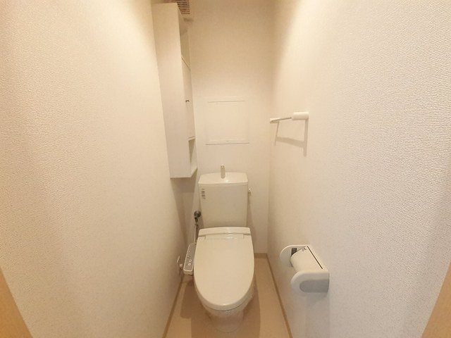 ＶＩＶＡＣＥⅡのトイレ|ゆったりとした空間のトイレです