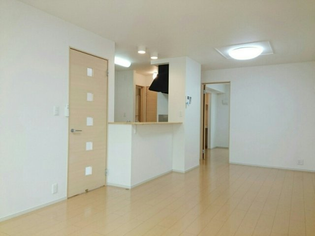 クレア・ド・ルーンの居間・リビング|ゆったり過ごせる居間です