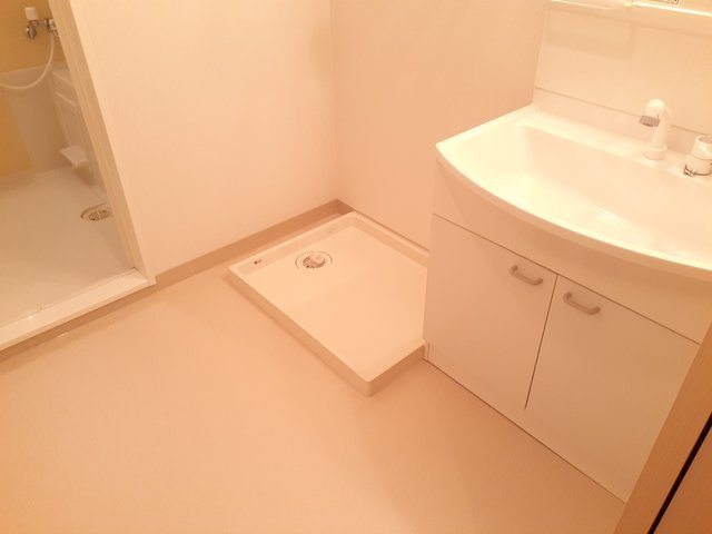 Ｙ’ｓ　ｍｏｒｅの洗面所|コンパクトで使いやすい洗面所