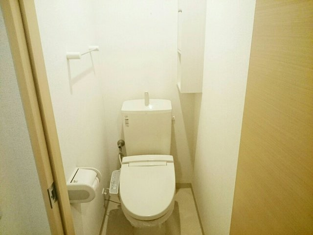 レガーレⅠのトイレ|ゆったりとした空間のトイレです