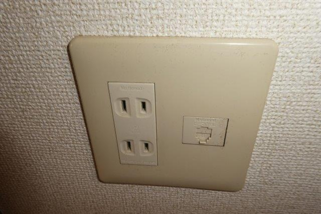 ジャン・リーブＡの設備|電話モジュラー