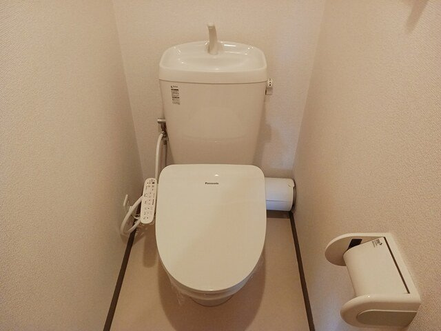 ランデュールのトイレ|落ち着いたトイレです