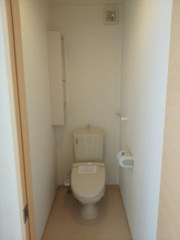 ルーマ　フォンテのトイレ|落ち着いた色調のトイレです