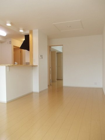 ティーウエストの居間・リビング|使いやすいリビングです