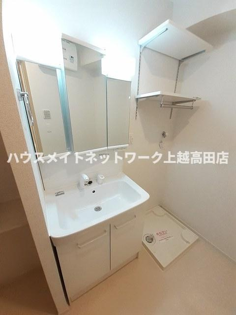 メルティー・アイⅣ　Ａの洗面所|洗髪洗面化粧台