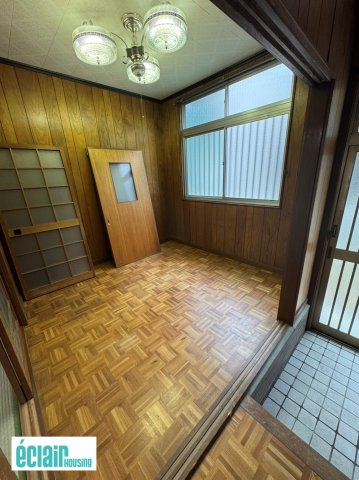 ～収益物件★長田区長田町６丁目戸建～の玄関