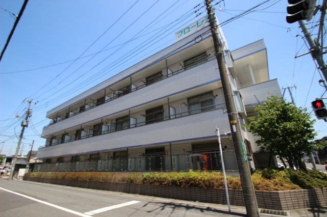 フローレス八番館