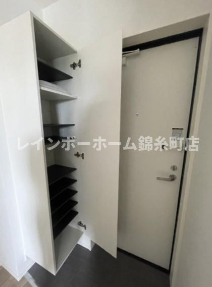 GRADUS葛西の玄関|※同施工参考写真となります。