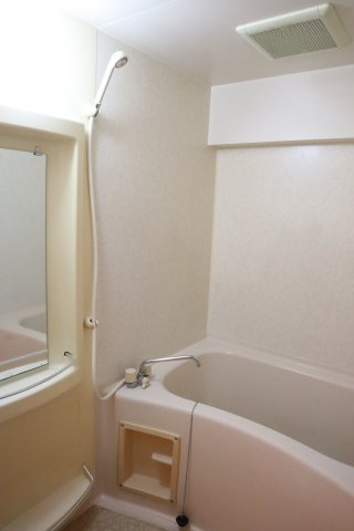 リッチ・ドゥ・阿南の浴室