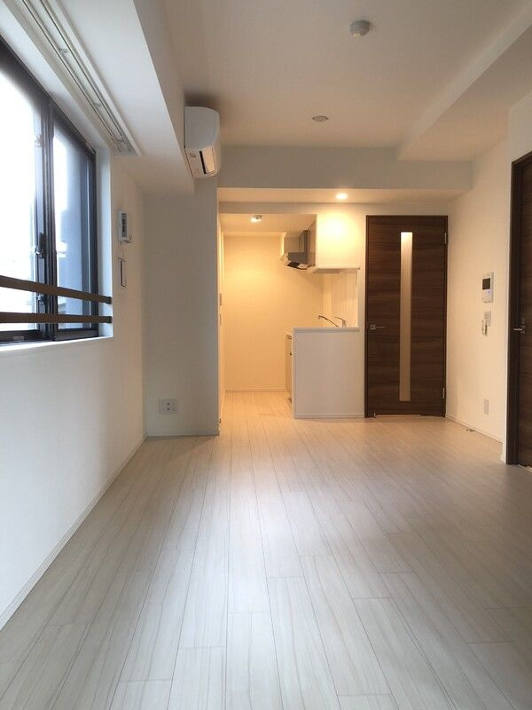 ＩＶＹ　ＷＥＳＴの洋室