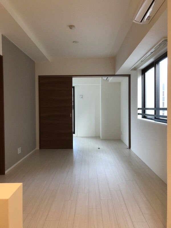 ＩＶＹ　ＷＥＳＴの内装