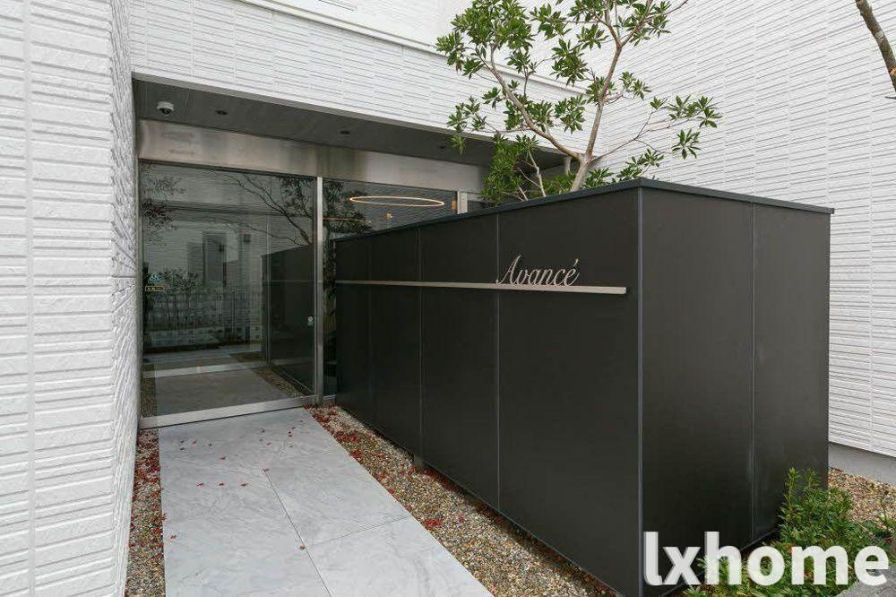 Ａｖａｎｃｅ（アヴァンセ）のエントランス|落ち着いたエントランスです