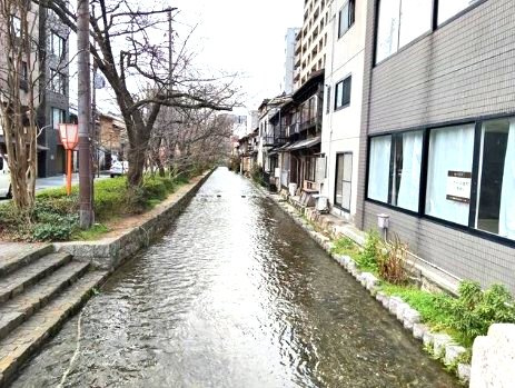 シダー木屋町の周辺
