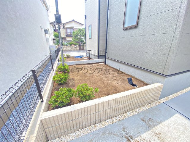 所沢市北秋津・全2棟　新築一戸建　2号棟の庭