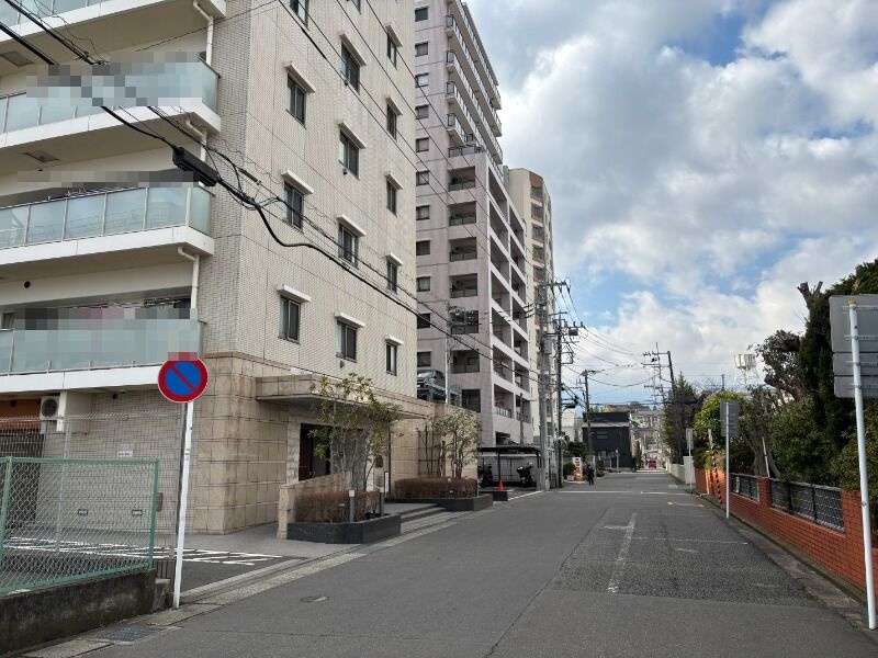 パレステージ本厚木の外観