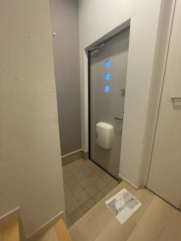Ｉ・ＶＩＬＬＡＧＥ大手町　Ｃの玄関