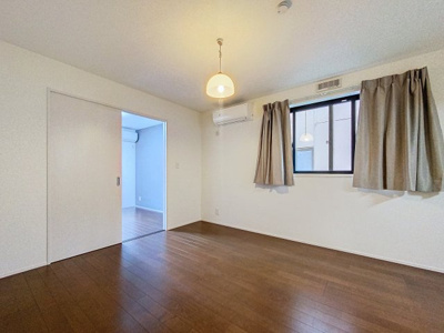 【内装】 | リトルガーデン | 同建物1LDKのお部屋の写真です。