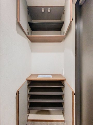 【収納】 | リトルガーデン | 同建物1LDKのお部屋の写真です。