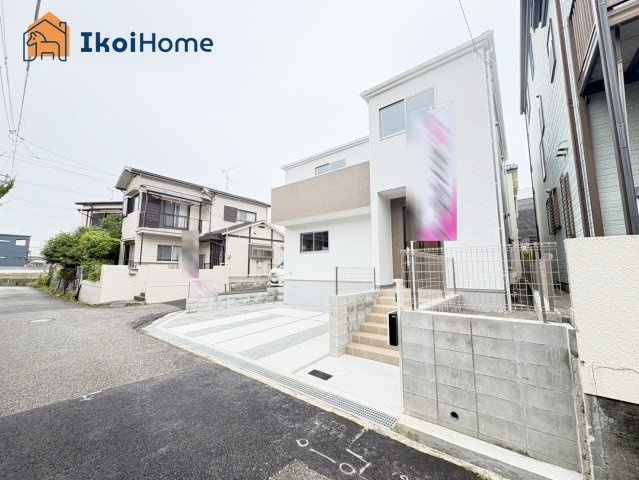 明石市藤江　新築戸建のエントランス|【ホームページに現地動画掲載中】●年中無休：当日予約可●角地です！周辺買い物施設も多数で便利な立地！