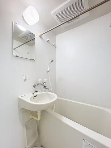 スカイコート池袋西弐番館の浴室