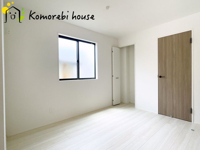 鴻巣市吹上本町　3期　新築一戸建て　グラファーレ　02の収納|こまごまとしたものを収納できそうですね