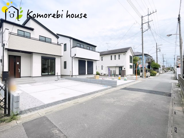 鴻巣市吹上本町　3期　新築一戸建て　グラファーレ　02の前面道路含む現地写真|前面道路含む現地写真です