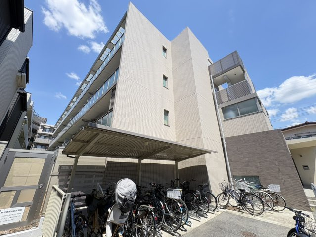 クレール和泉の外観
