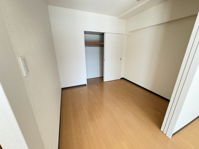 クレール和泉の居間・リビング