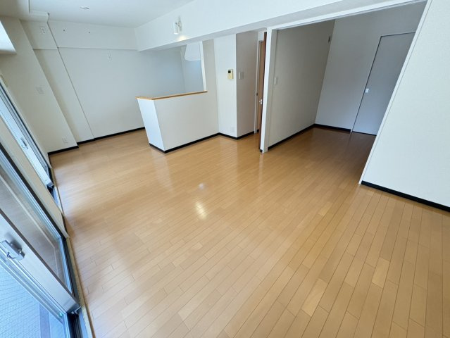 クレール和泉の居間・リビング