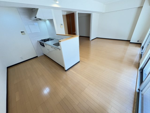 クレール和泉の居間・リビング