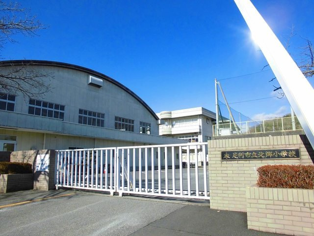 ルミエールの周辺|北郷小まで600m