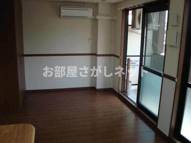 グレイスヴィラ　Ｓ．Ｔ．【おとり物件なし】#学生・社会人にオススメ！初期費用分割払いOK！の居間・リビング|リビング