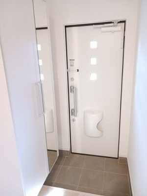 【玄関】 | クレンベラ