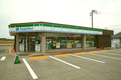 【周辺】 | プレッソＡ | ファミリーマート佐波東店まで2000m