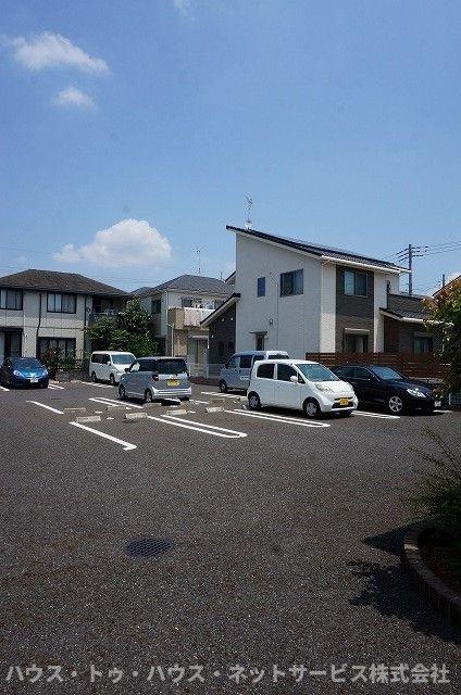 ボン　シャンスの駐車場