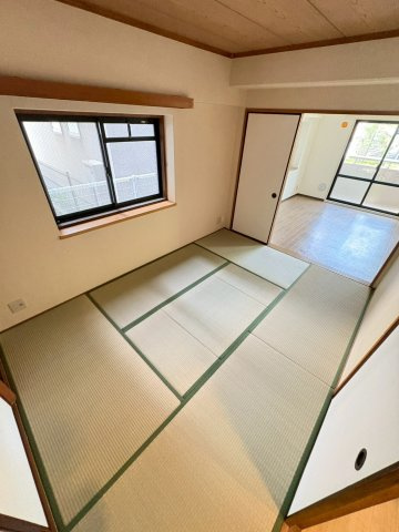 ジュエルコート甲子園口Ⅱの和室