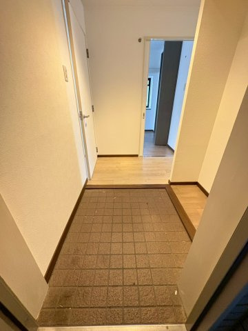 ジュエルコート甲子園口Ⅱの玄関