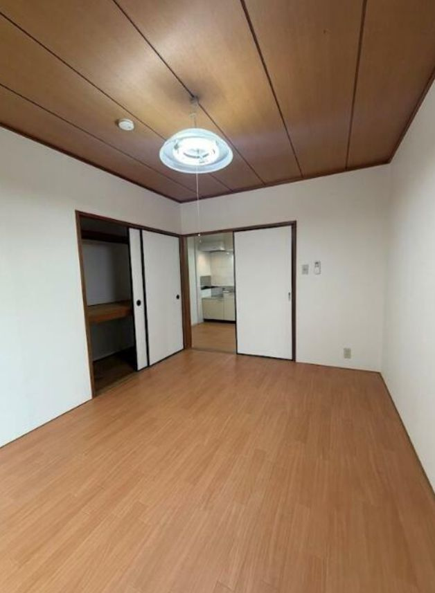 コーポけやきの洋室