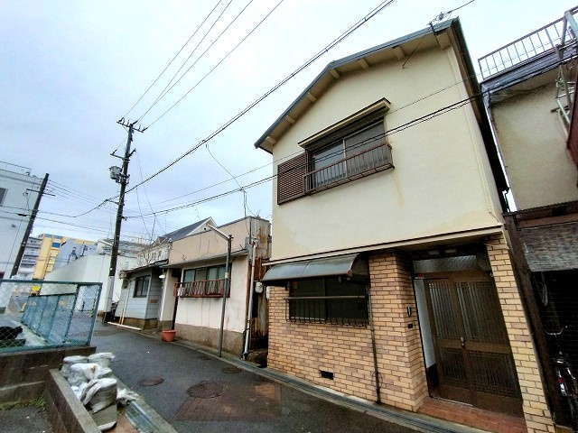 神戸市長田区五番町３丁目の一戸建ての外観