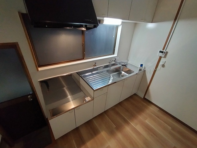 神戸市長田区五番町３丁目の一戸建てのキッチン