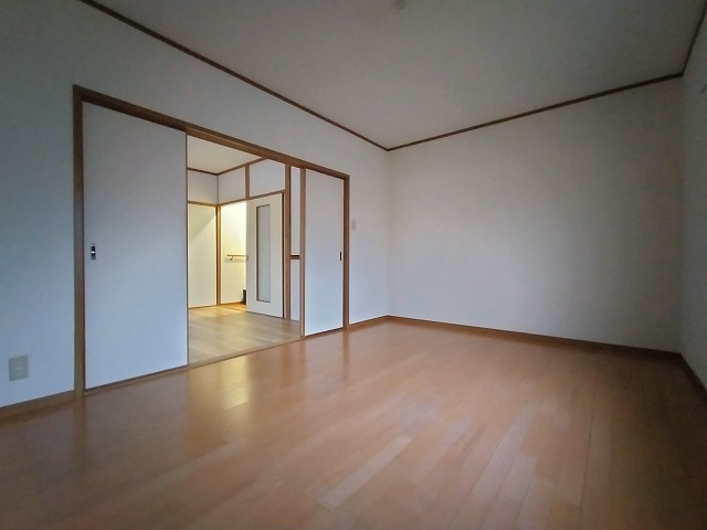 神戸市長田区五番町３丁目の一戸建ての内装