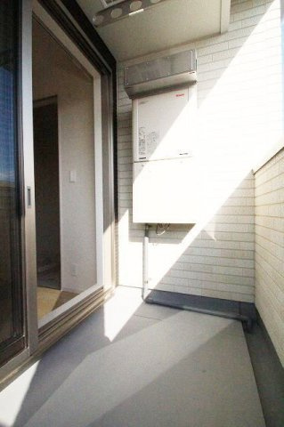 熊本市南区御幸笛田４丁目のアパートのバルコニー
