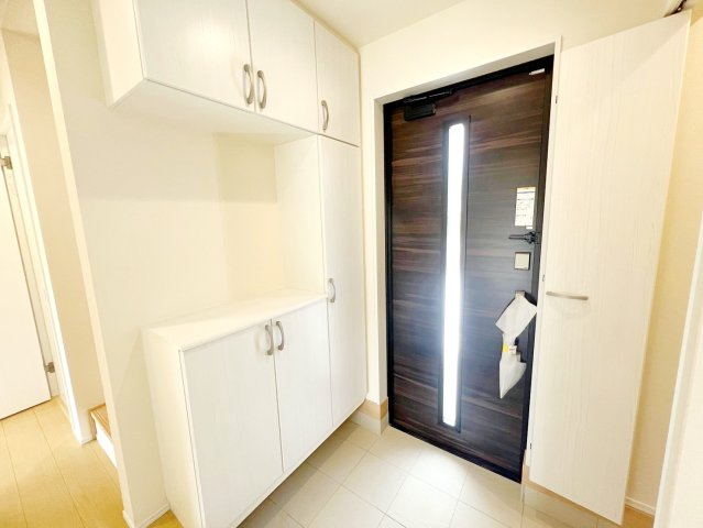 島田市御仮屋町　全2棟／の玄関