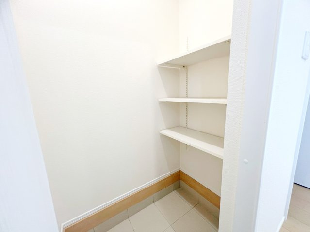 島田市御仮屋町　全2棟／の収納