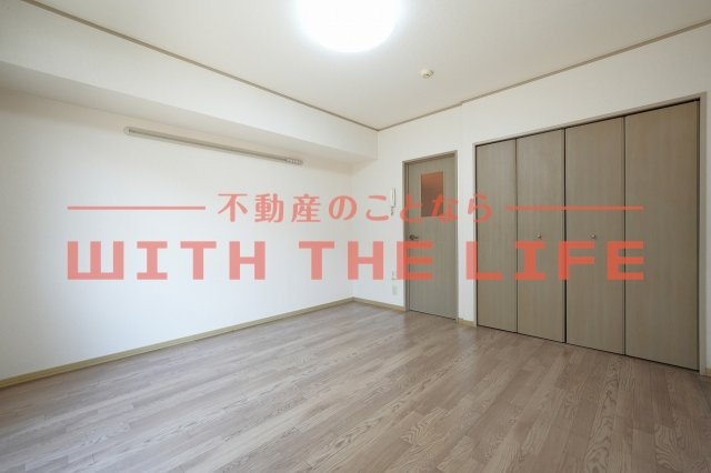 メゾン千本杉【キャッシュバック対象物件】の居間・リビング|リビングです