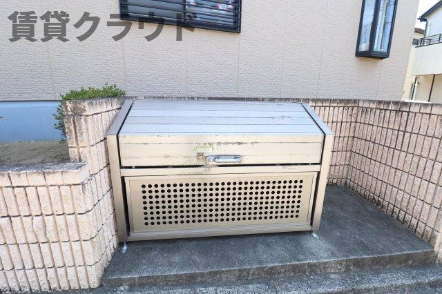 メゾンボナール　Ｆのその他共用部分|ゴミストッカー