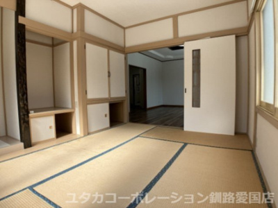 【和室】 | ◆収益物件◆宮本1丁目3-52借家 | リビングのお隣にはゆったりくつろげる和室◆◇